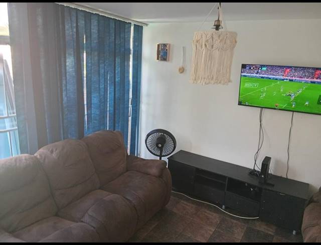 3 BEDROOM TOWNHOUSE FOR SALE IN HENNOPSPARK